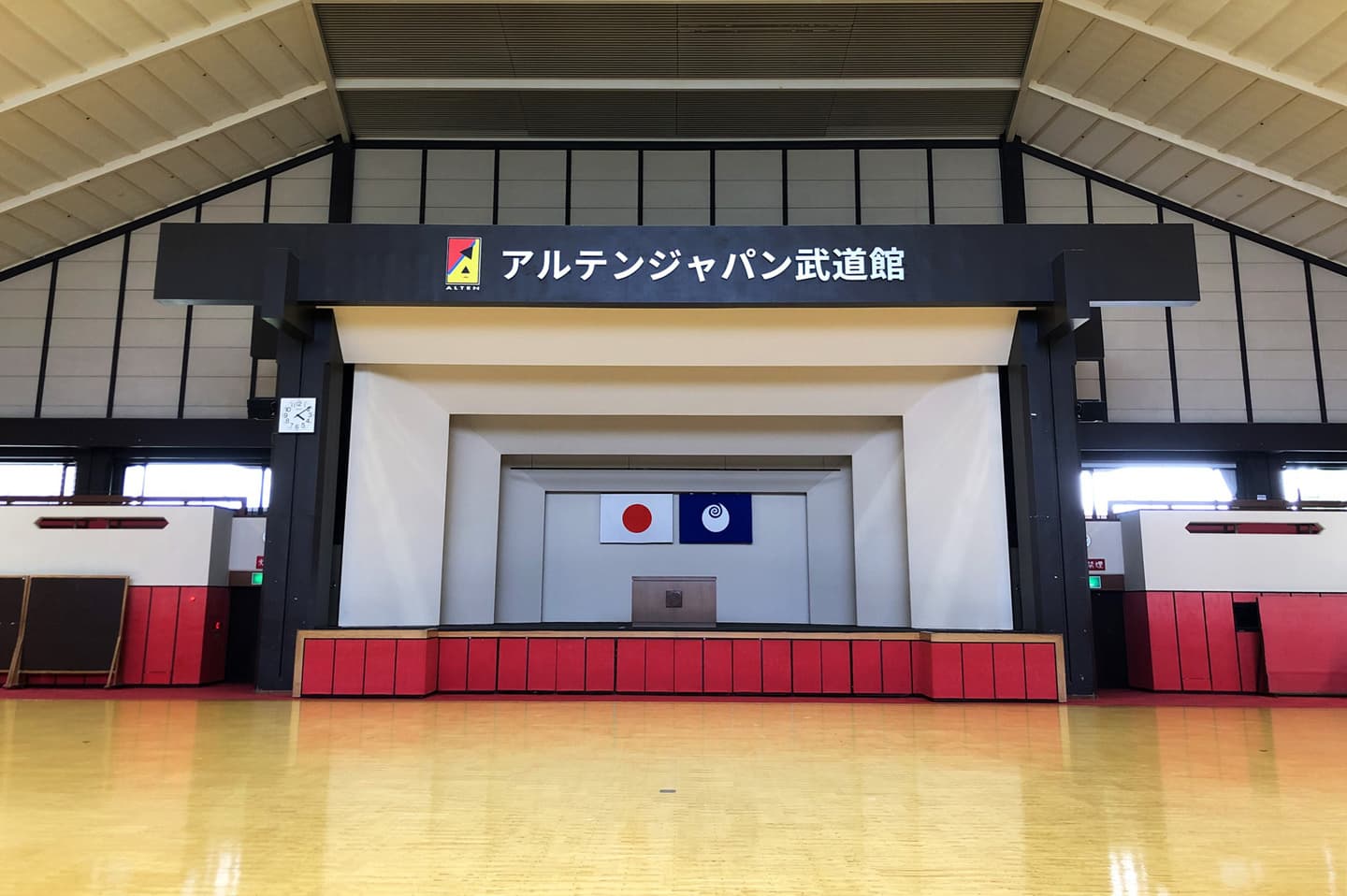 sd_002_1.jpg